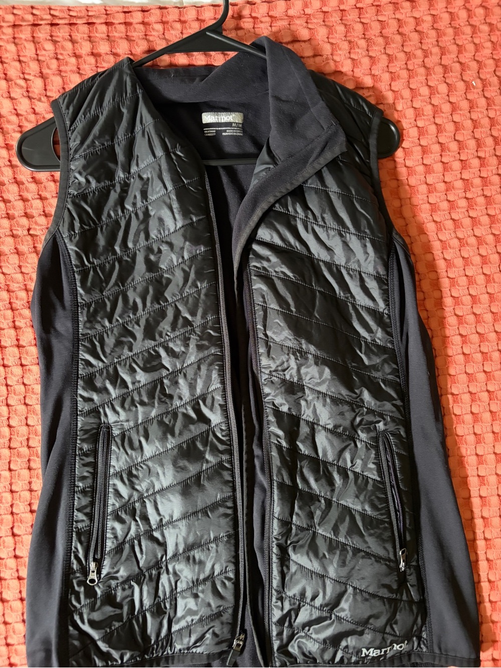 Marmot Black Quilted Hybrid Vest (branded)